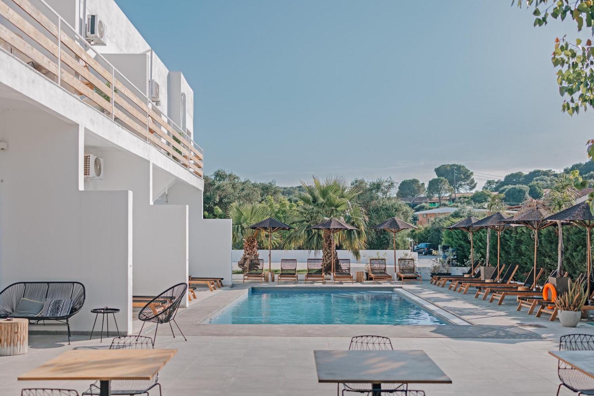 Olive Grove Suites Boutique Hotel Moraḯtika Exterior foto